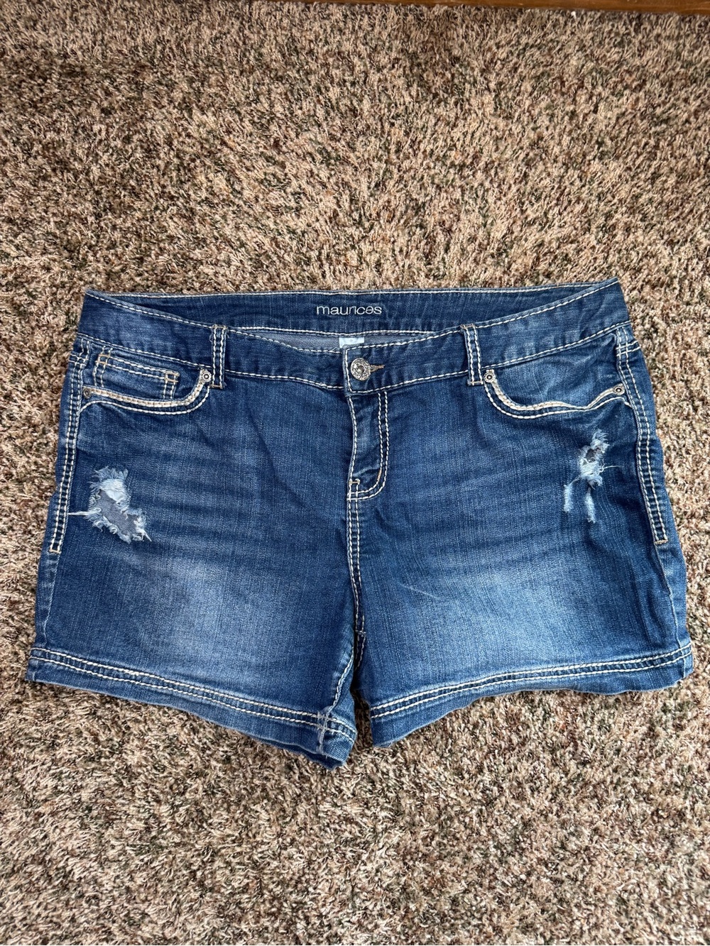 Maurices Women’s Dark Blue Denim Shorts with Embroidered Back Pocket - Picture 2 of 5